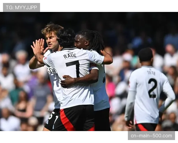 英超-埃弗顿2-1逆转莱斯特城，勒温头球绝杀，太妃糖逃离降级区